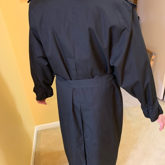 Collection Elegante Trench coat above ankle length - Picture 5 of 16